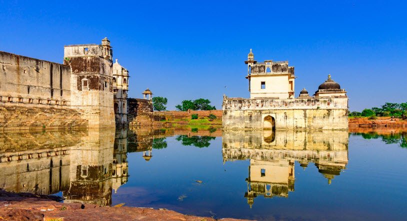 Rani Padmini Mahal, Chittorgarh, Rajasthan - Vushii.com Rani Padmini Mahal, Chittorgarh, Rajasthan - Vushii.com